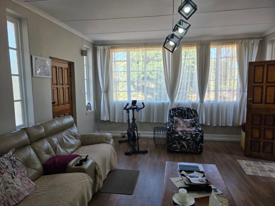  Bedroom Property for Sale in West Bank Western Cape